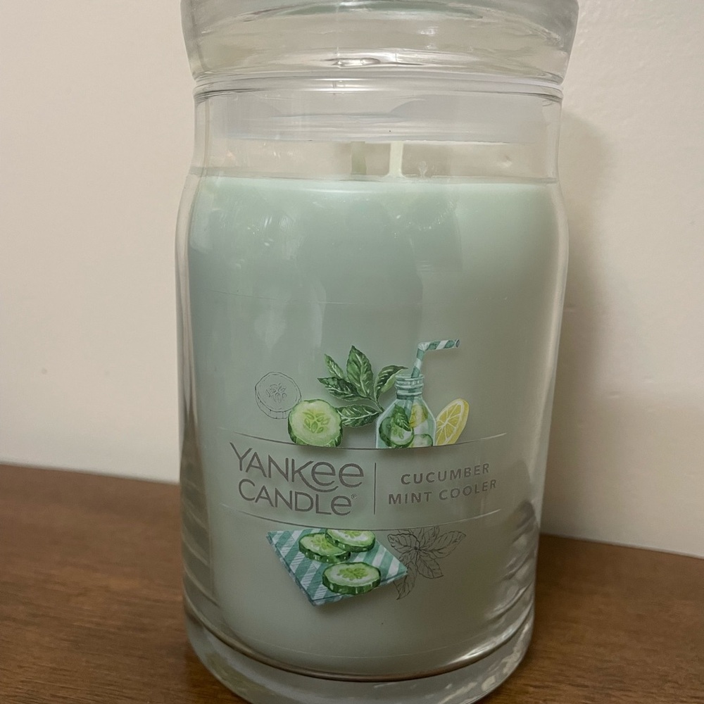 Yankee Candle 20 Oz. “Cucumber Mint Cooler”
